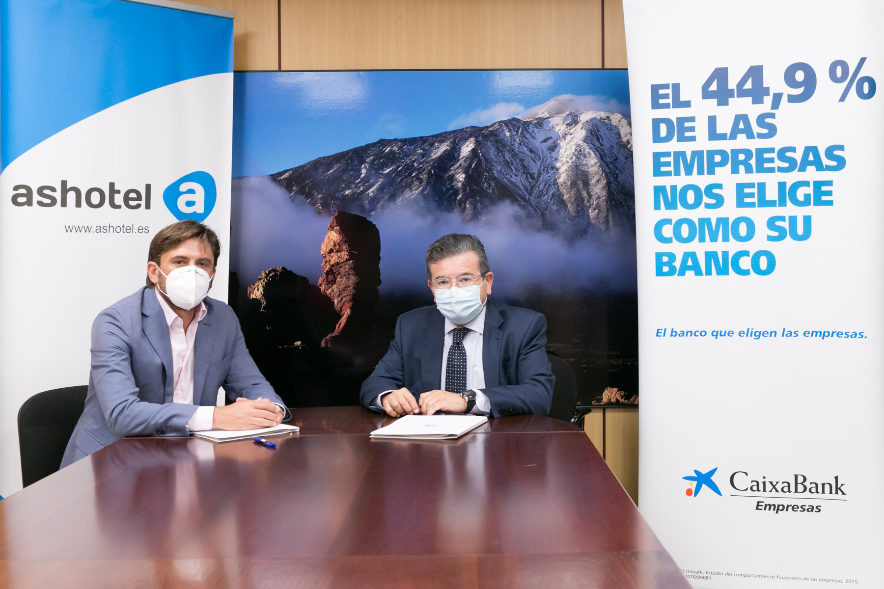 Caixabank Renueva Su Colaboraci N Con Ashotel En Su Firme Apuesta Por