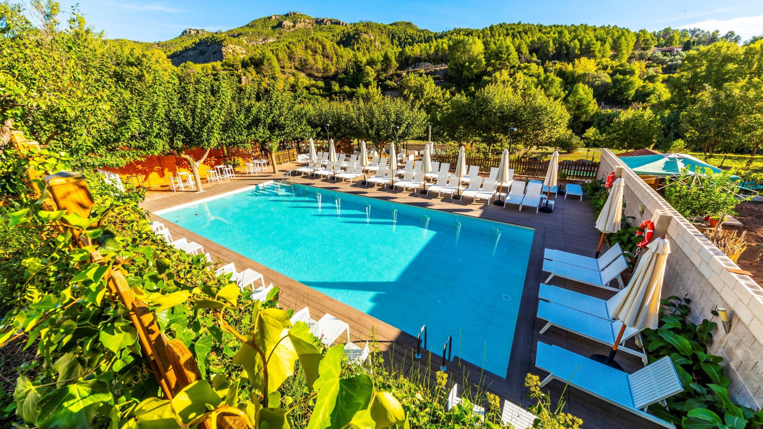 Montanejos reabre toda su oferta turística con total normalidad y